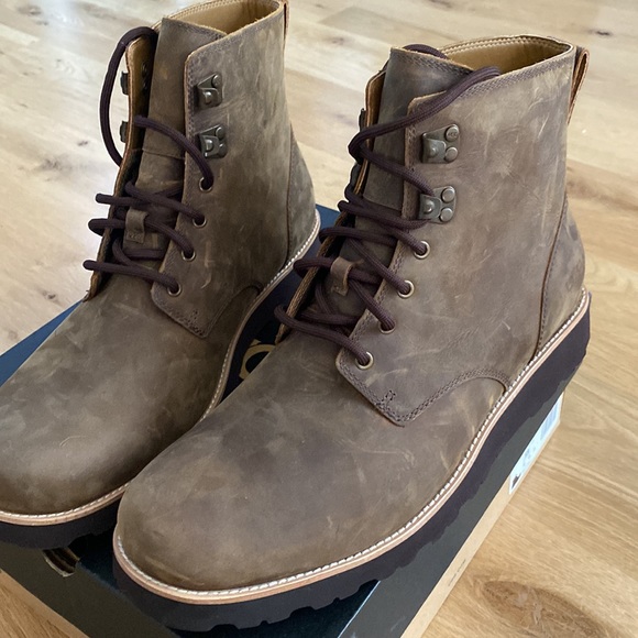 Ugg Ritter boot 13 - Picture 3 of 7